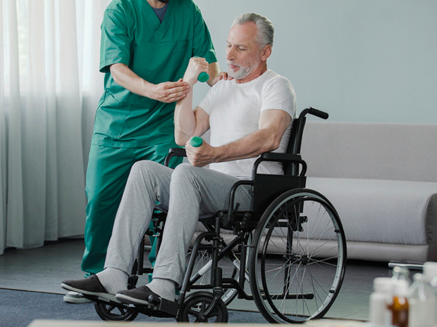 Generalmente Permanece Ocupar Salud: 5 ejercicios físicos para ancianos en sillas de ruedas | El Popular